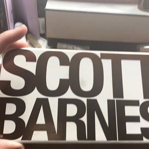 Scott Barnes sculpting & contour no 1